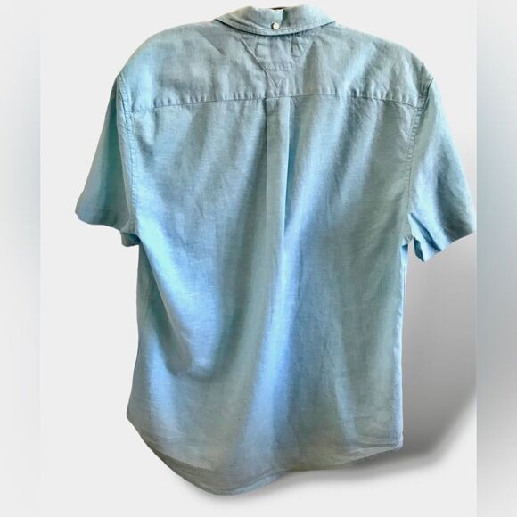 Men's Tommy Hilfiger Linen blend Custom-Fit Button-Down Shirt - Picture 5 of 11